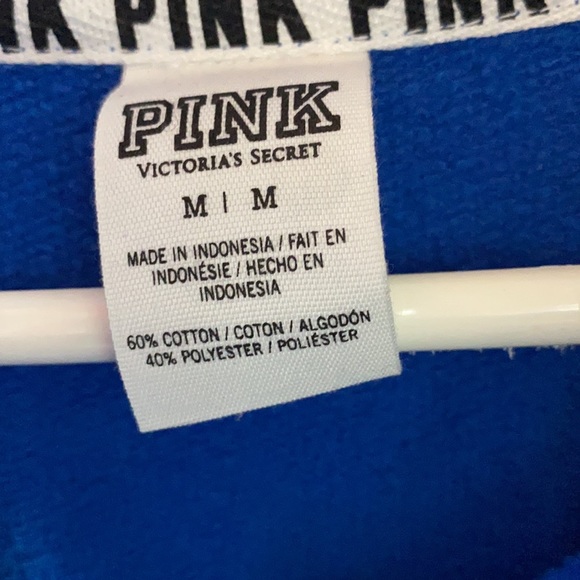 Pink brand sweatshirt - Picture 2 of 6